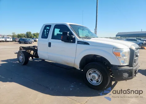 2016 Ford F250 Super Duty из США, поврежденный, VIN 1FT7X2B63GEA72802